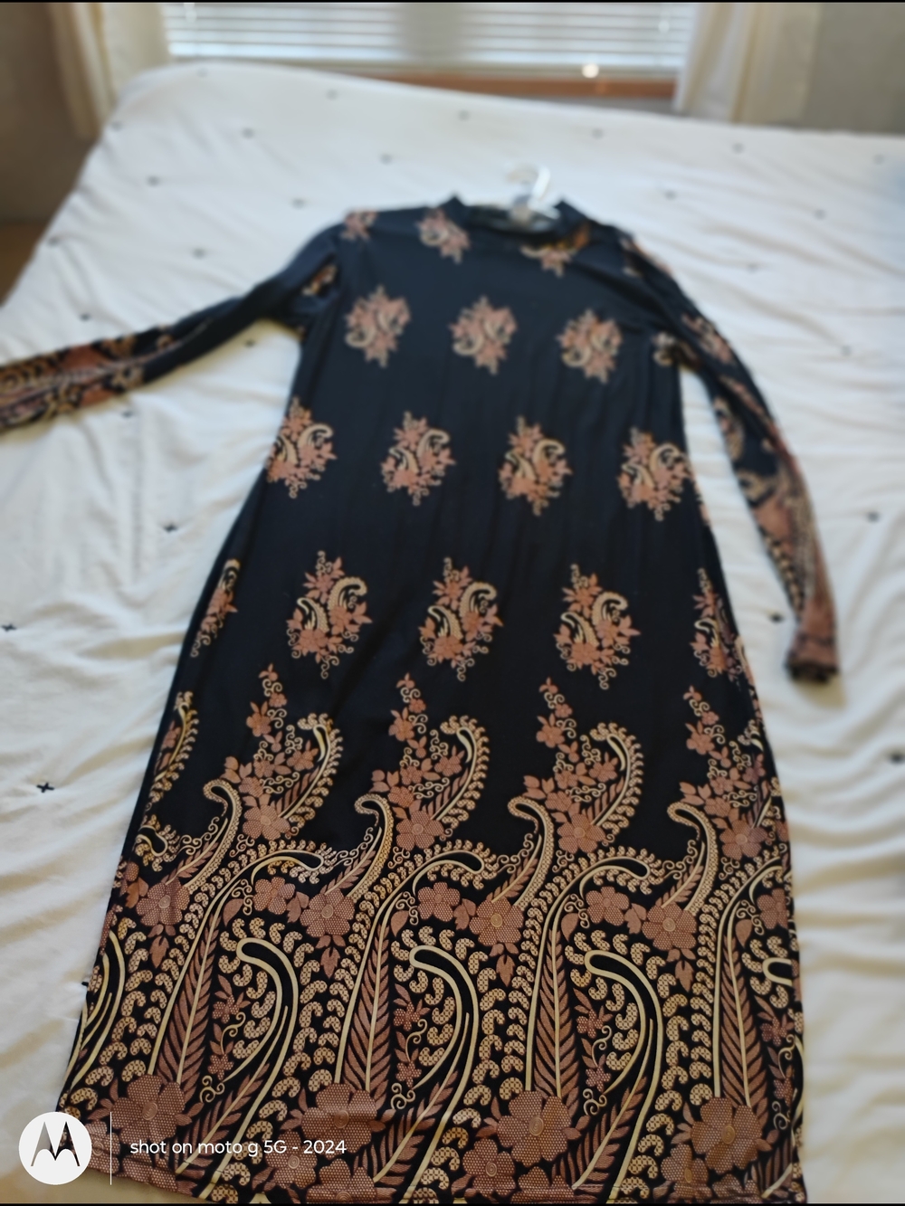 Black Long-Sleeve Maxi Dress with Blush Paisley Print